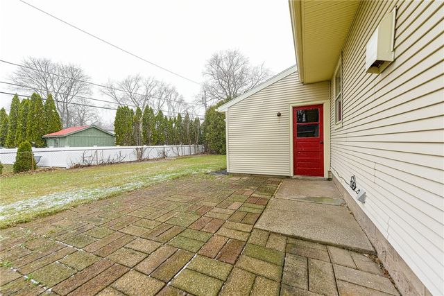 545 Wahlmont Drive, Webster, NY 14580