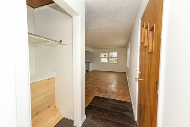 545 Wahlmont Drive, Webster, NY 14580