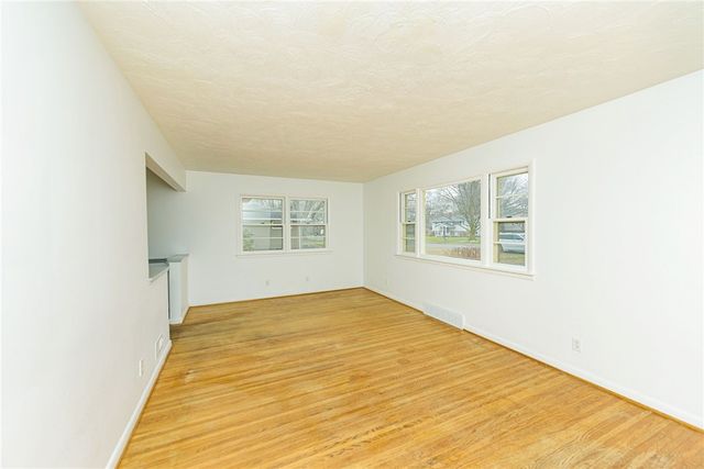 545 Wahlmont Drive, Webster, NY 14580