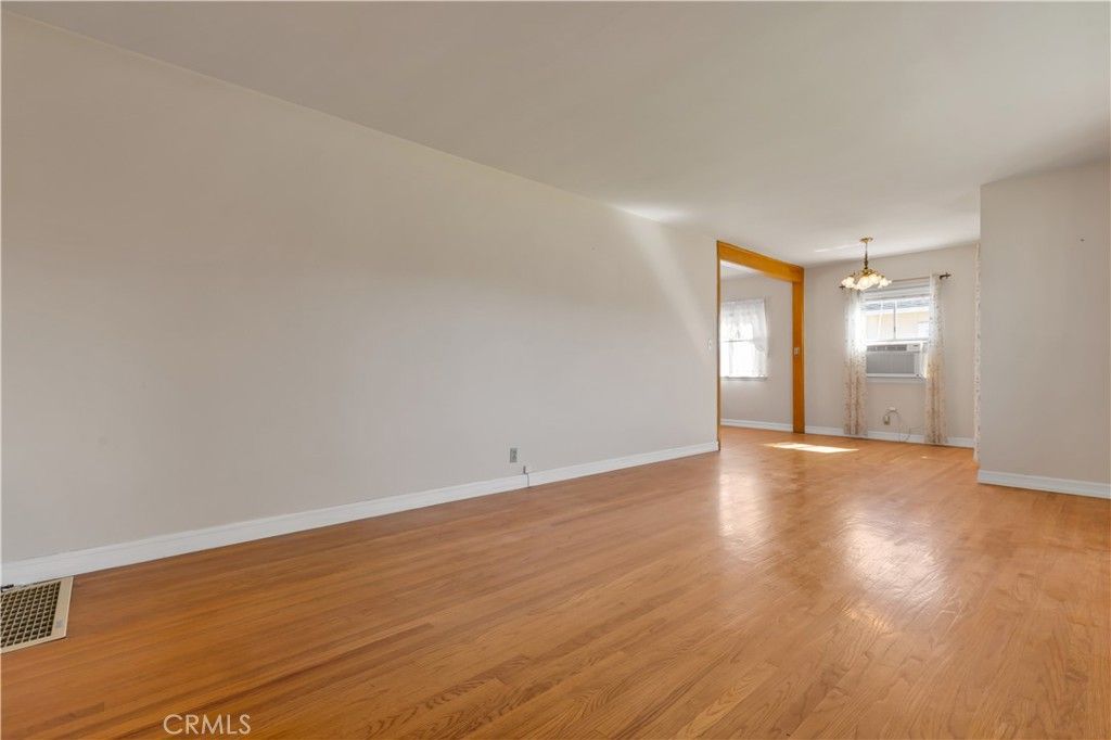 Image 3 of property listing at 3362 Earlswood, Rosemead, CA 91770