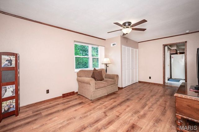 4661 Skyridge Court, St Louis, MO 63128