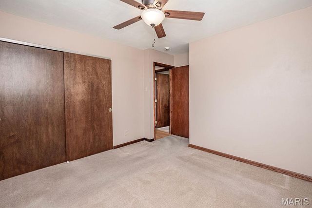 4661 Skyridge Court, St Louis, MO 63128