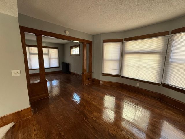 1038 Edgerton Street, Saint Paul, MN 55101