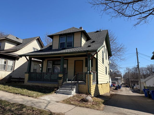 1038 Edgerton Street, Saint Paul, MN 55101