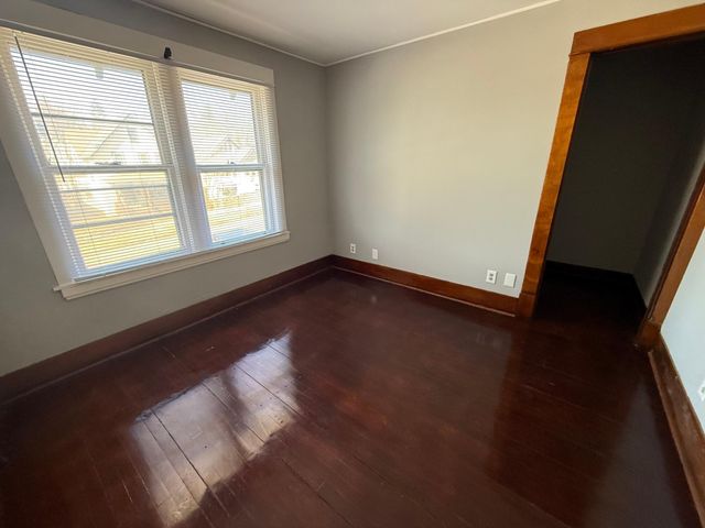 1038 Edgerton Street, Saint Paul, MN 55101