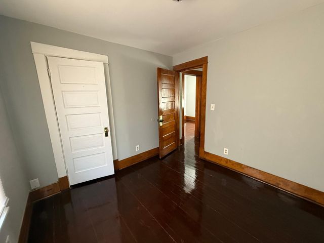 1038 Edgerton Street, Saint Paul, MN 55101