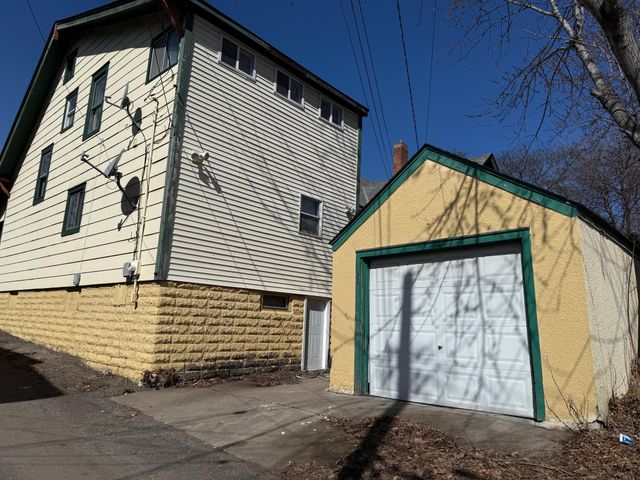 1038 Edgerton Street, Saint Paul, MN 55101