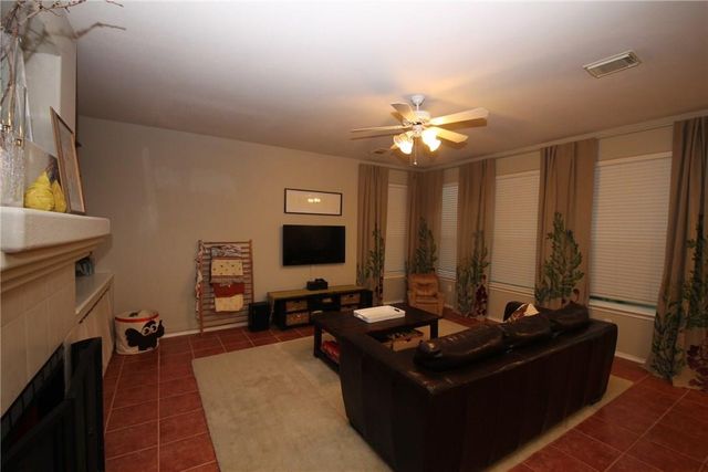 12517 Sir Christophers CV, Austin, TX 78729