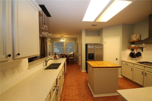 12517 Sir Christophers CV, Austin, TX 78729