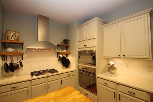 12517 Sir Christophers CV, Austin, TX 78729