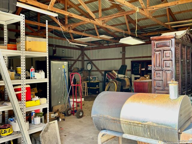 324 OAK LN, Poteet, TX 78065