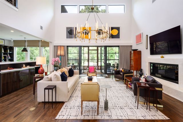 3817 Meadowdale Lane, Dallas, TX 75229