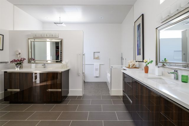 3817 Meadowdale Lane, Dallas, TX 75229