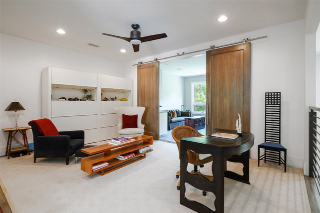 3817 Meadowdale Lane, Dallas, TX 75229