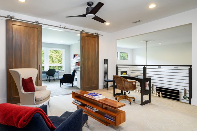 3817 Meadowdale Lane, Dallas, TX 75229