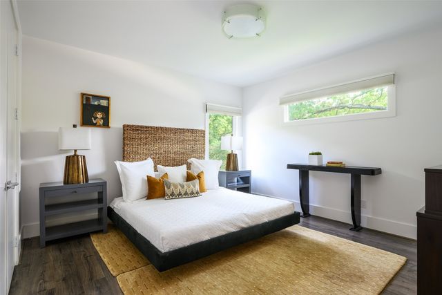 3817 Meadowdale Lane, Dallas, TX 75229