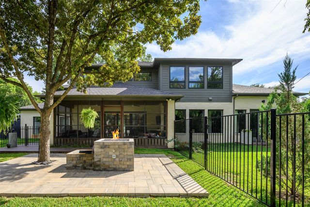 3817 Meadowdale Lane, Dallas, TX 75229