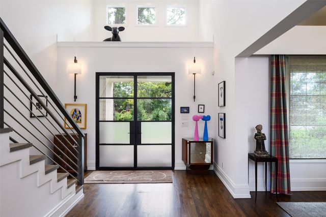 3817 Meadowdale Lane, Dallas, TX 75229