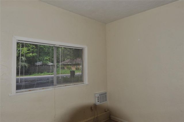 410 NW 19TH LANE B, Gainesville, FL 32609