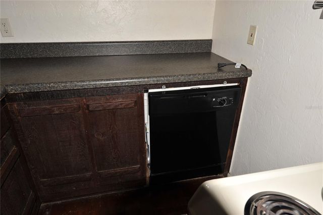 410 NW 19TH LANE B, Gainesville, FL 32609