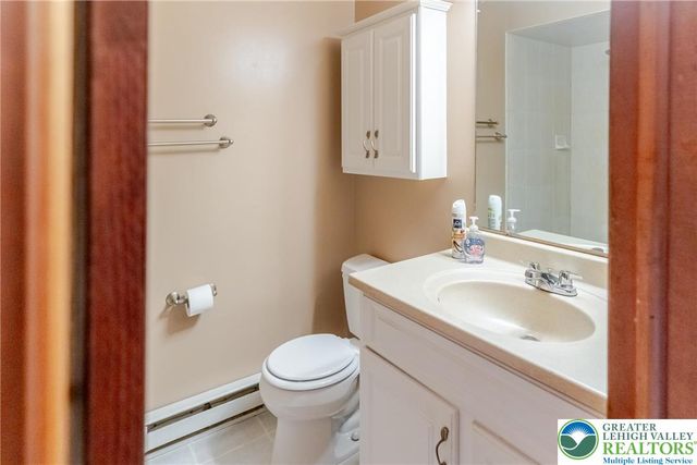 3560 Moravian Court, Bethlehem Twp, PA 18020