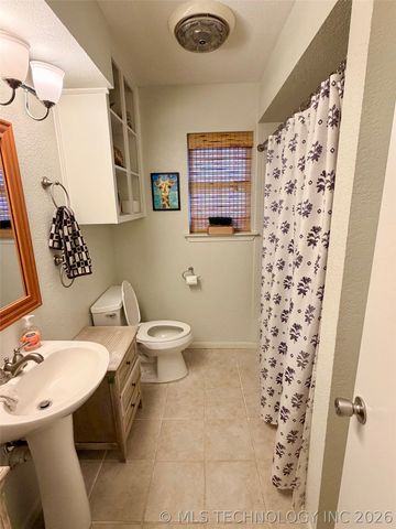 1108 Gail Farrell Drive, Durant, OK 74701