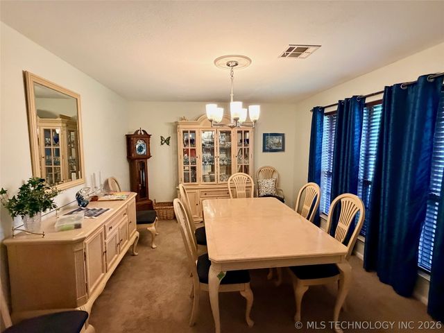 1108 Gail Farrell Drive, Durant, OK 74701