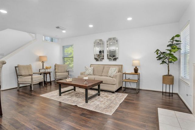 35 Marble Rock Place, The Woodlands, TX 77382