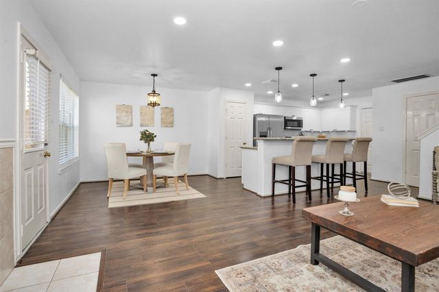35 Marble Rock Place, The Woodlands, TX 77382