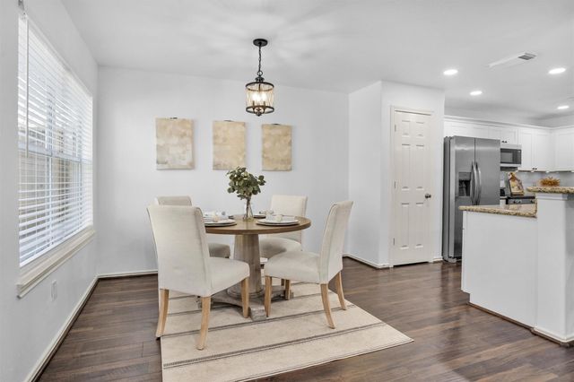 35 Marble Rock Place, The Woodlands, TX 77382