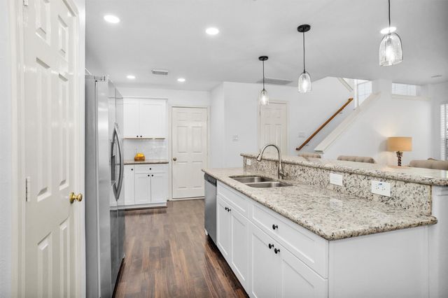35 Marble Rock Place, The Woodlands, TX 77382