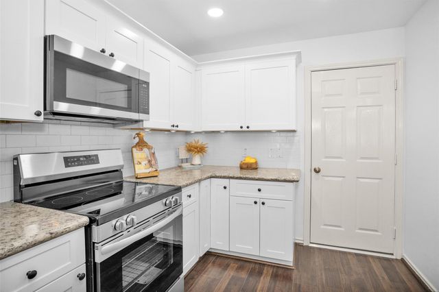 35 Marble Rock Place, The Woodlands, TX 77382