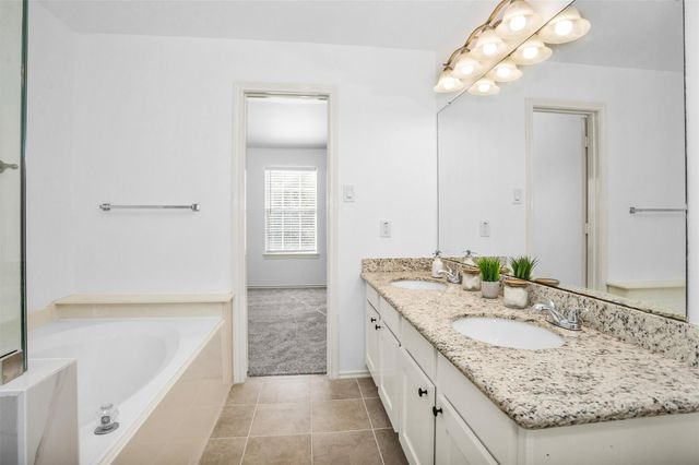 35 Marble Rock Place, The Woodlands, TX 77382