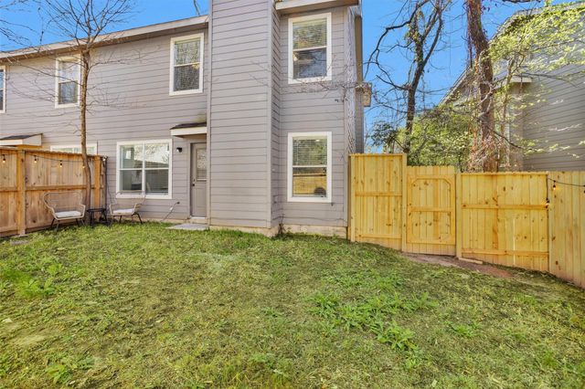 35 Marble Rock Place, The Woodlands, TX 77382