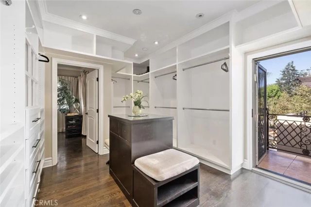 15014 Valleyheart, Sherman Oaks, CA 91403