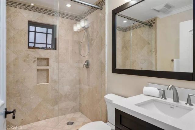 15014 Valleyheart, Sherman Oaks, CA 91403