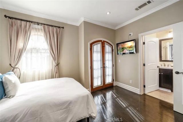 15014 Valleyheart, Sherman Oaks, CA 91403