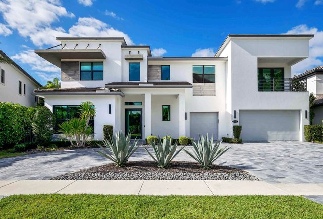 17558 Cadena Drive, Boca Raton, FL 33496