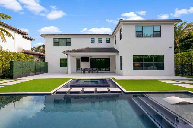 17558 Cadena Drive, Boca Raton, FL 33496