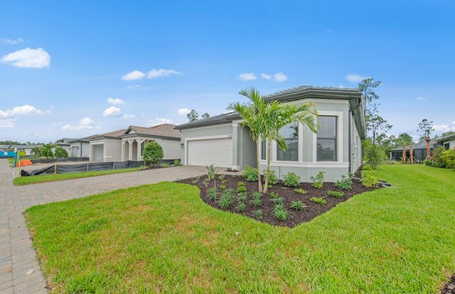 2107 Freemont Drive, Naples, FL 34120