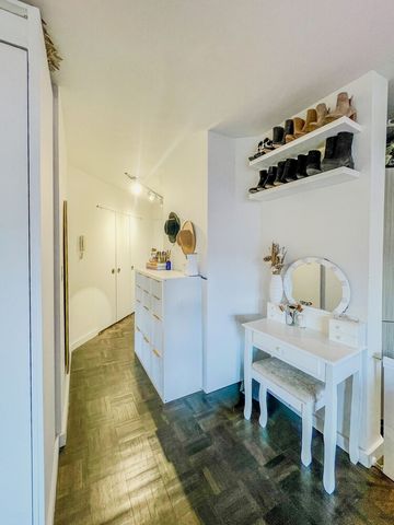 14 Horatio St Apt 9A, New York City, NY 10014