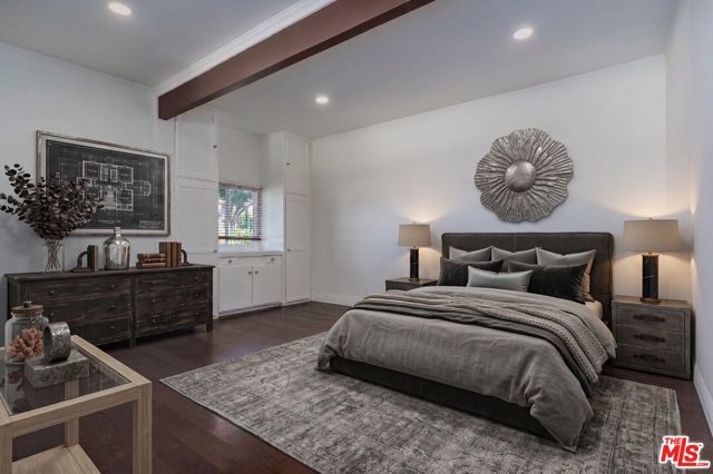 15405 Valley Vista Boulevard, Sherman Oaks, CA 91403