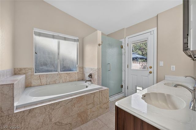 1929 Golden Vista Drive, Las Vegas, NV 89123
