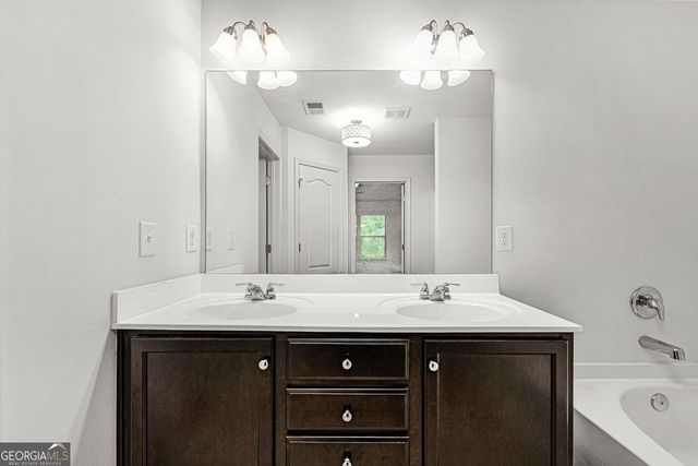 5667 Radford Loop, Fairburn, GA 30213
