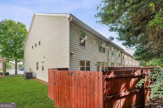 5667 Radford Loop, Fairburn, GA 30213