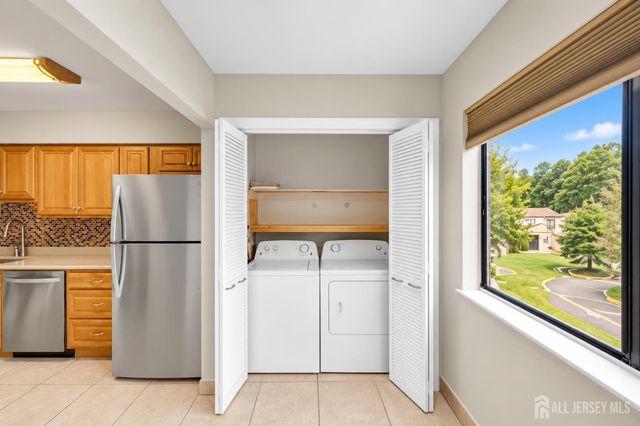 48 Ellen Heath Drive 48, Old Bridge, NJ 07747