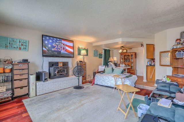 7409 Carson Trail NW, Albuquerque, NM 87120