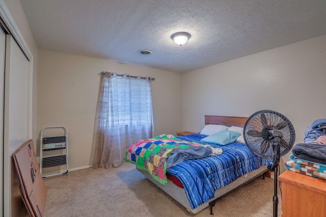 7409 Carson Trail NW, Albuquerque, NM 87120