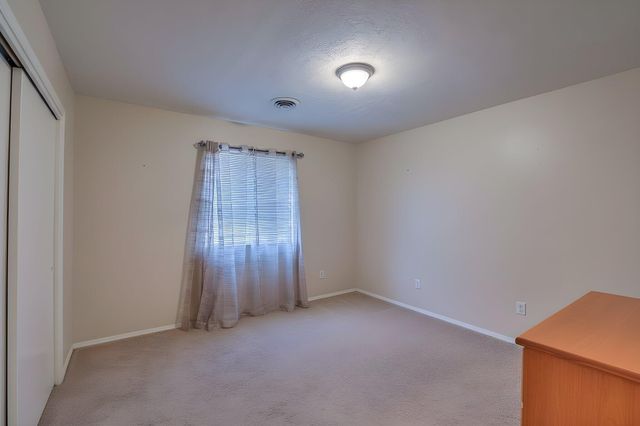 7409 Carson Trail NW, Albuquerque, NM 87120