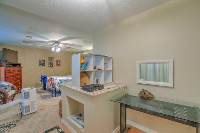 7409 Carson Trail NW, Albuquerque, NM 87120